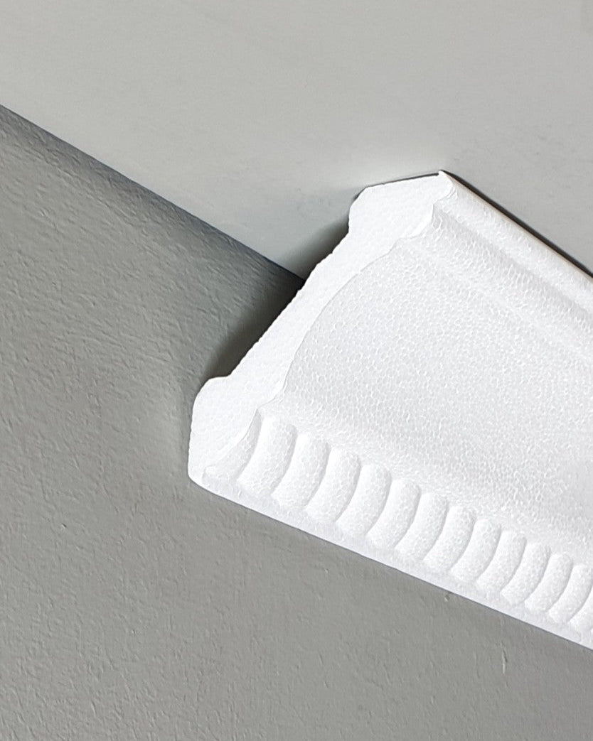 קרניז פוליסטירן בעיטור צמה תחתונה