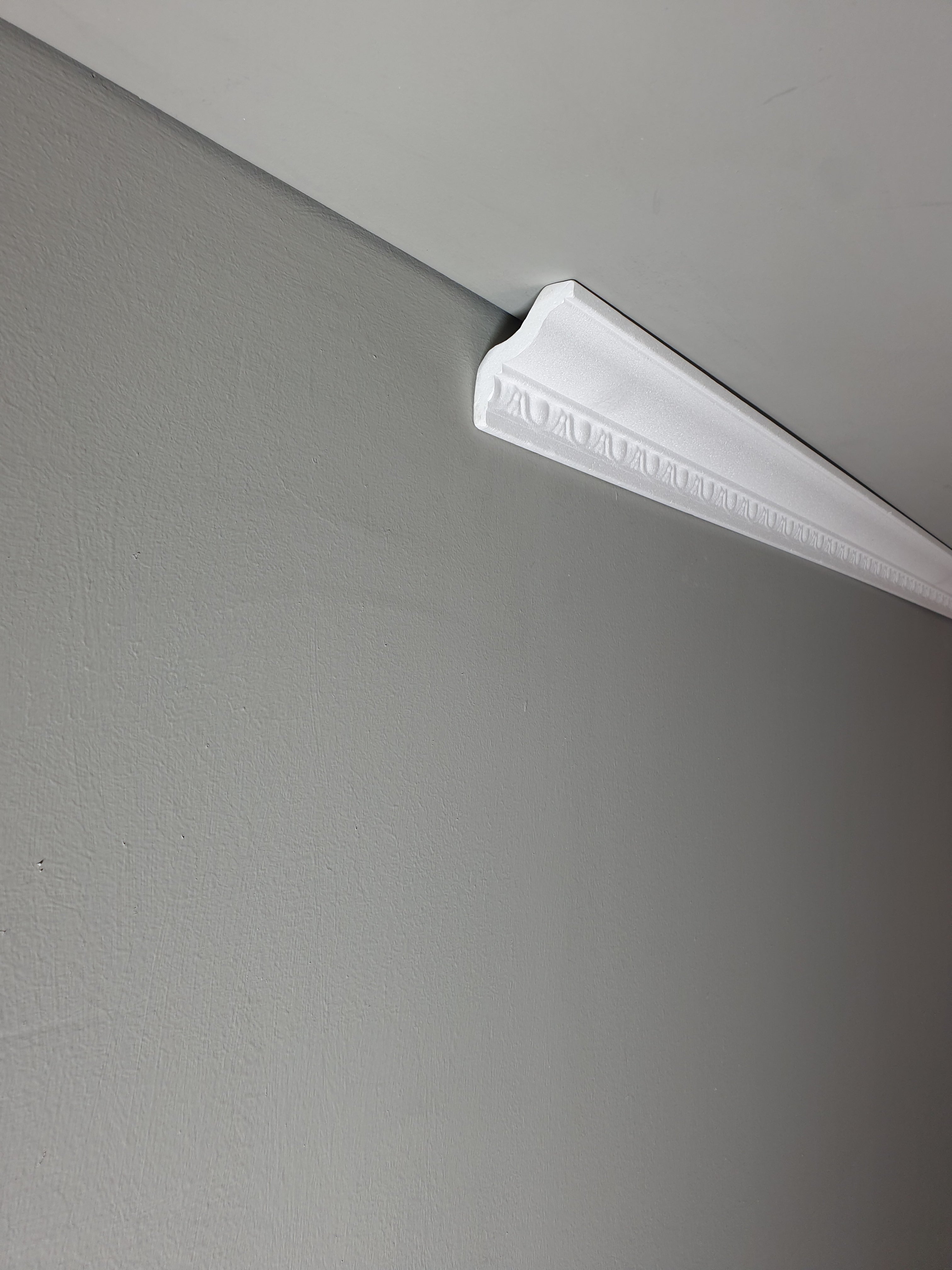 קרניז פוליסטירן בעיטור תחתון