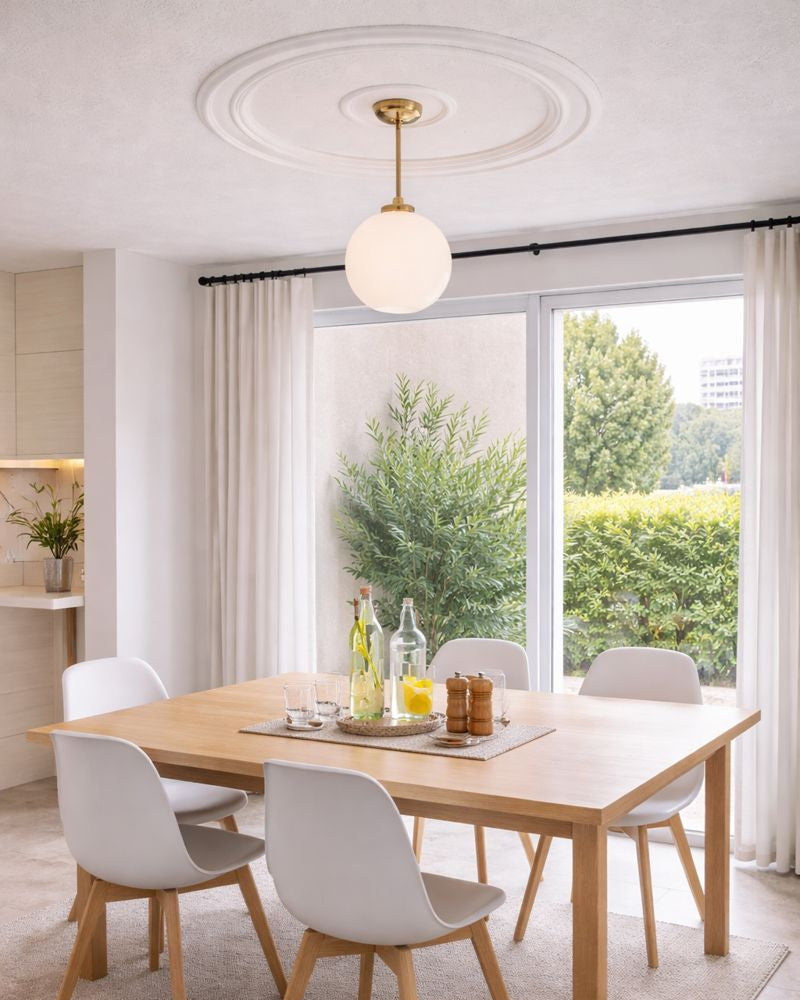 רוזטה פוליאוריטן בעיצוב טבעות עדינות