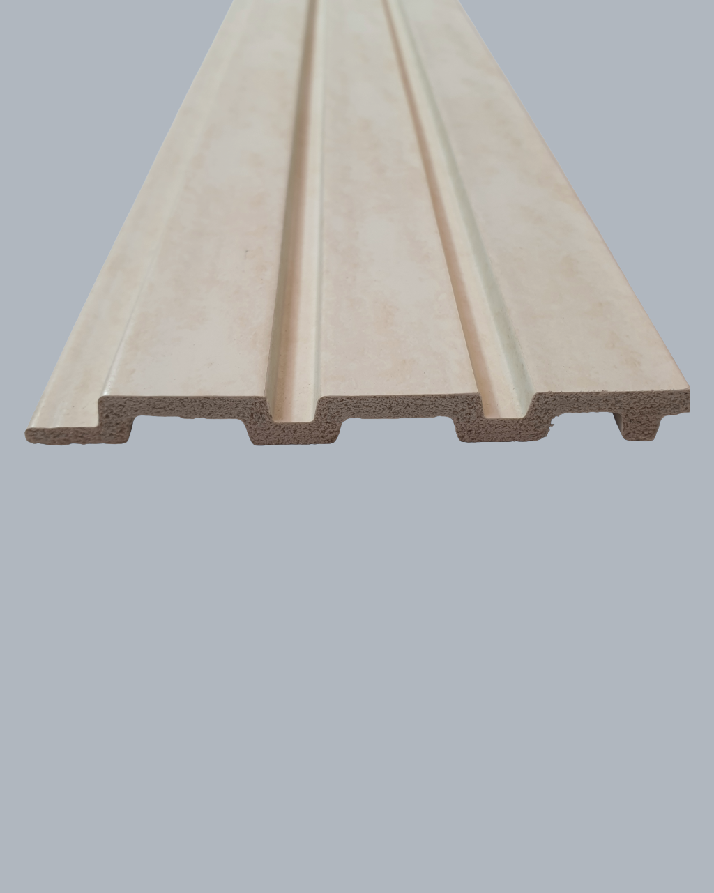 חיפוי קיר פסים צבע שמנת רך