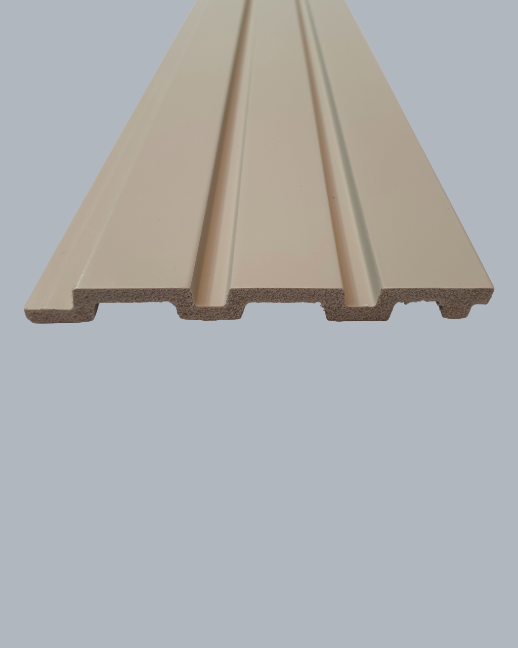 חיפוי קיר פסים צבע שמנת