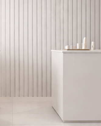 חיפוי קיר פורניר פסים