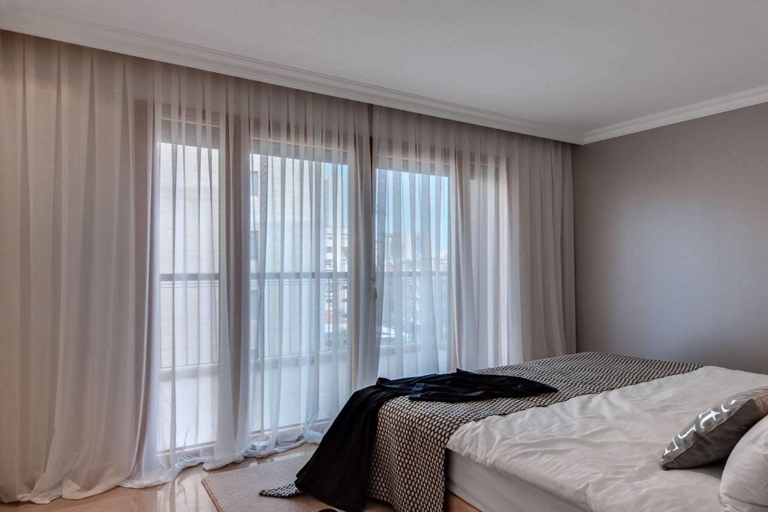 קרניזים – לא רק לקלאסיקה: כך תשלבו קרניזים בעיצוב מודרני