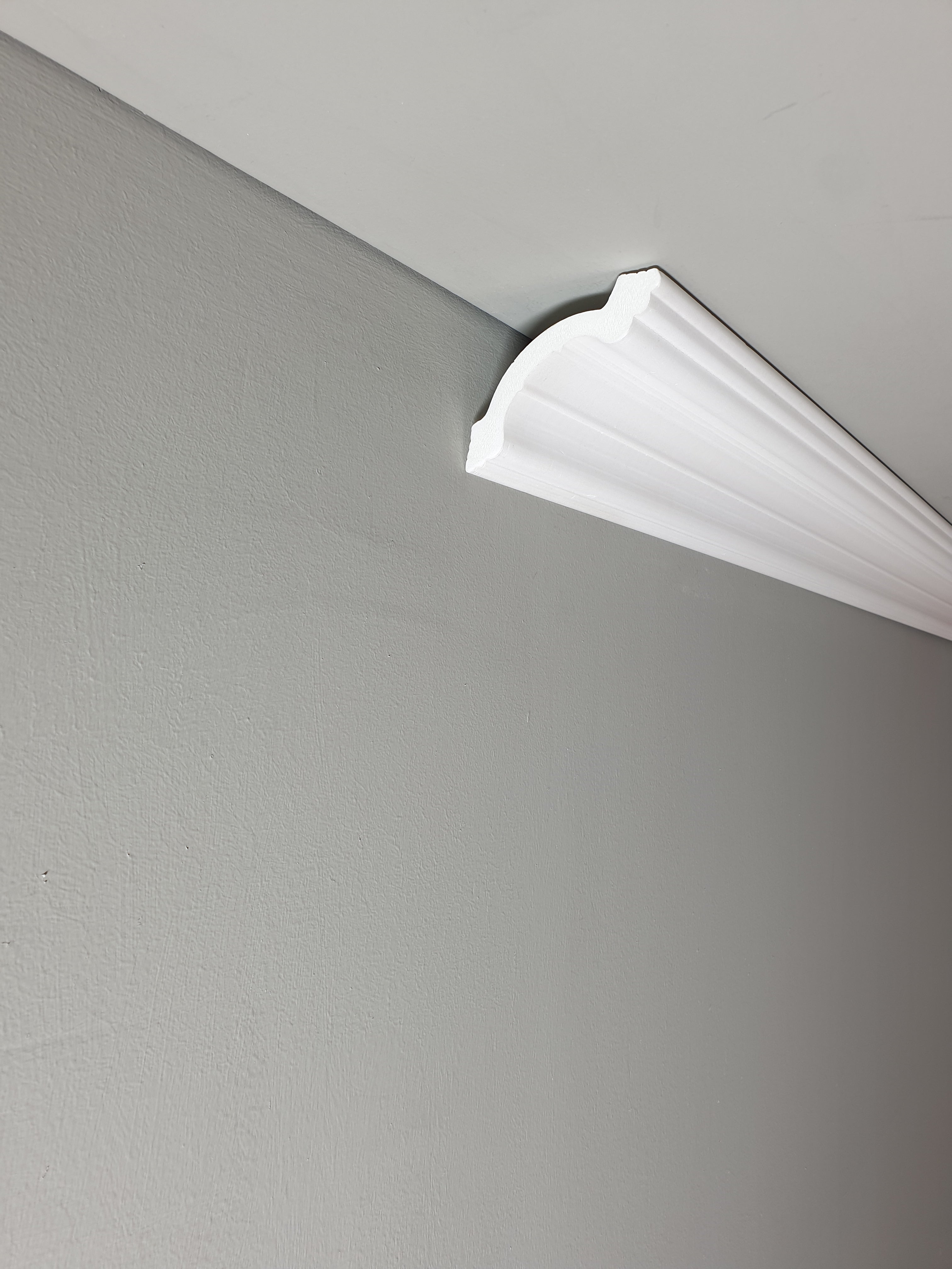 קרניז פוליסטירן בעיטורי פסים