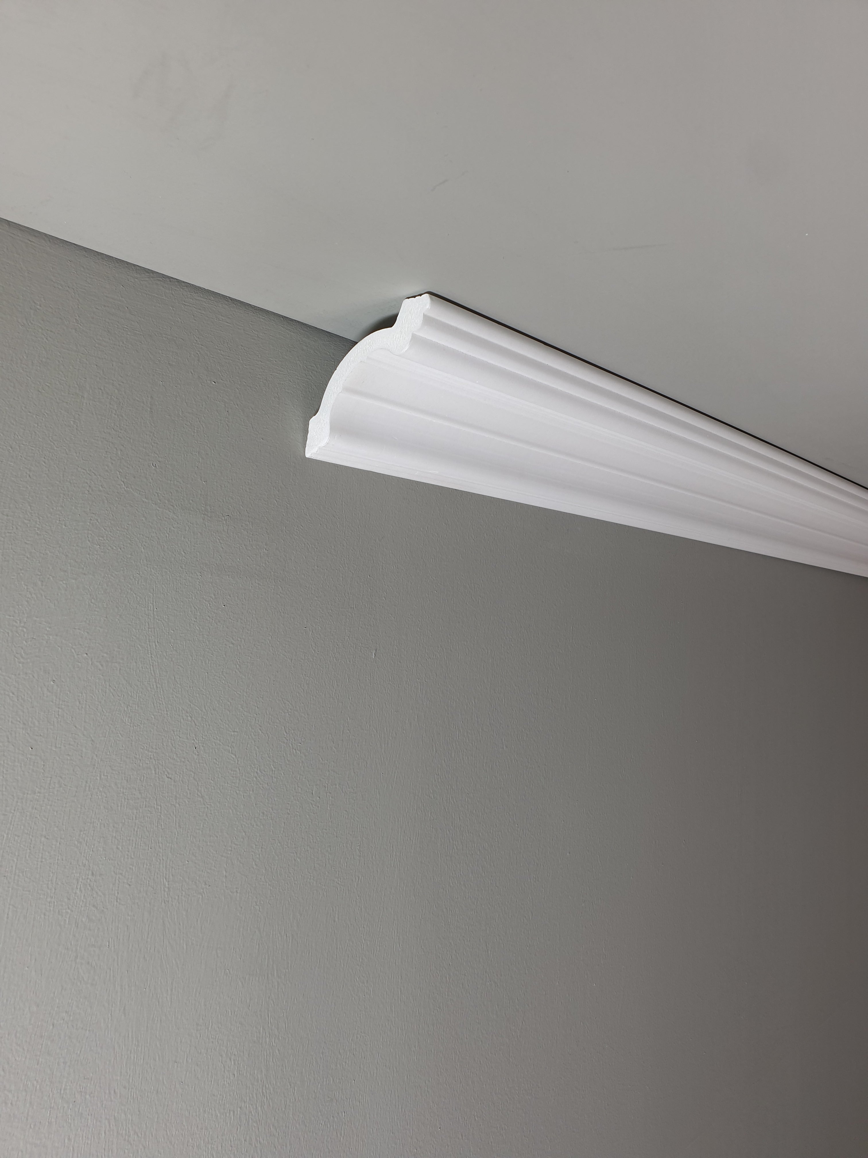 קרניז פוליסטירן בעיטורי פסים