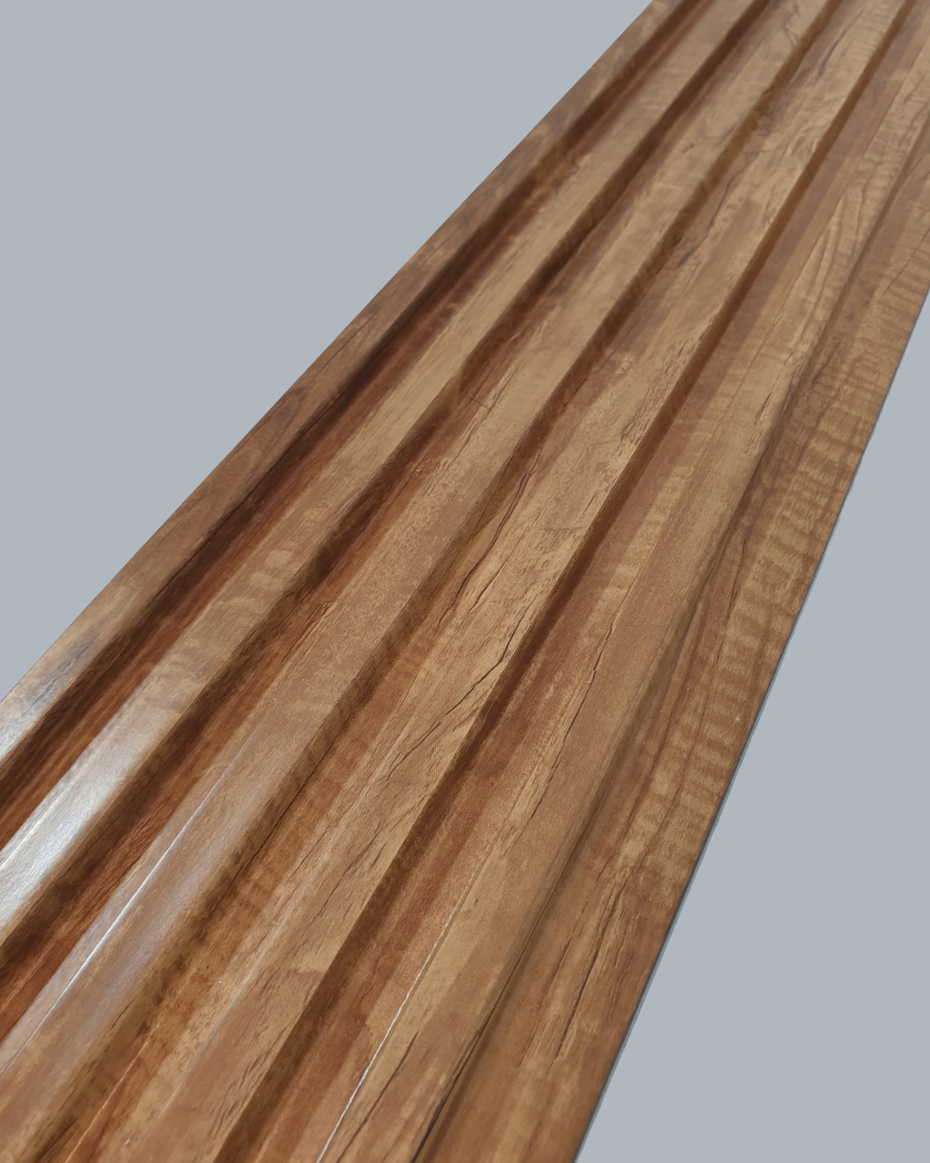 חיפוי קיר פסים צבע עץ טבעי