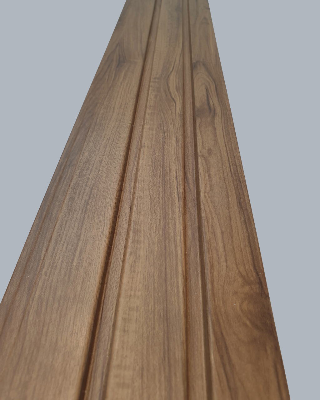 חיפוי קיר פסים צבע עץ חמים