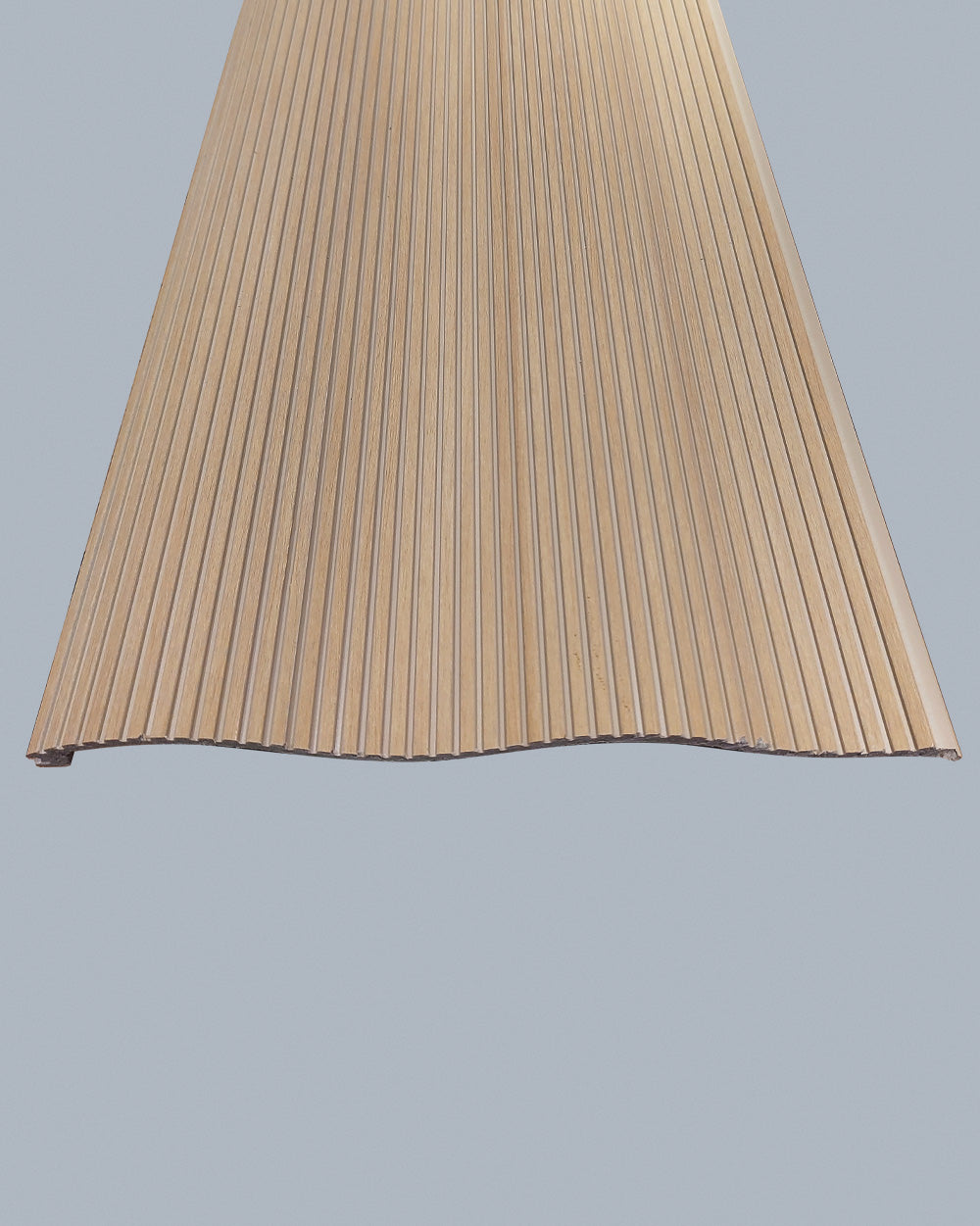 חיפוי קיר גלי צבע בהיר